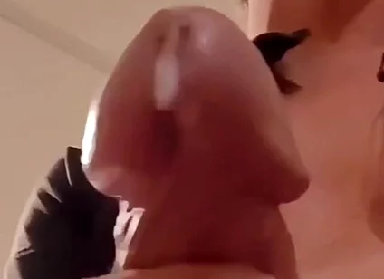 Huge Cock Bulge Causes Huge Cumshots for Siixxbig