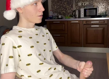 Naughty Solo Session Floods Twink Abs with Cum