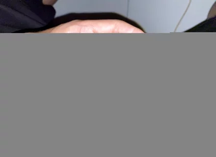 Masturbate While Sitting Quietly so Good