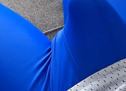 I Get an Erection and Ejaculate When I Feel the Bulge in My Leggings.