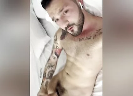 Igor Lucios - Chilling Horny After Training: Sweaty Jerk-off, Socks On, Steamy Release