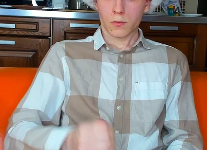 Alone After Class Twink Pumps to Pure Ecstasy