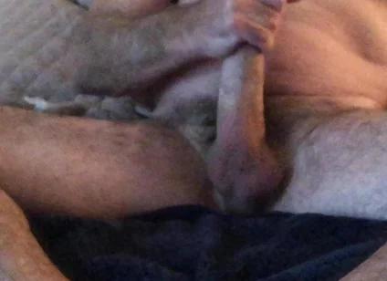 Dilf Daddy Ohtrevor Jerks off Morning Woody