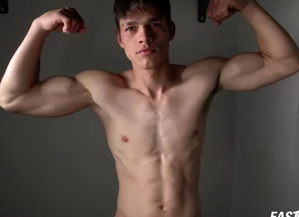 Handsome Solo Muscle Boy Flex Abs With Daniel Donovan