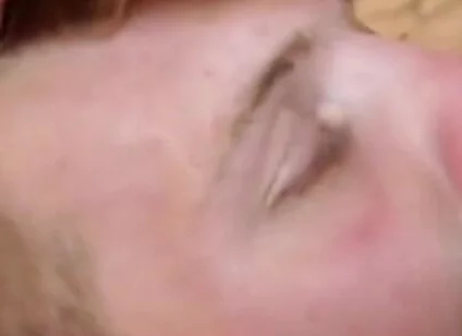 I Need to Be Sucked Now