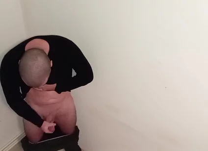 Very Sexy Guy Jerking off Until Cumshot
