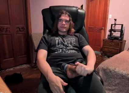 I Got Really Horny While Browsing!