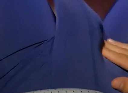 I Get on a Bus in Underwear and Masturbate with People Suspicious About Me