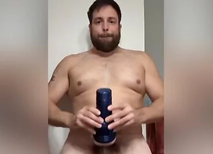 Deep Strokes In The Fleshlight