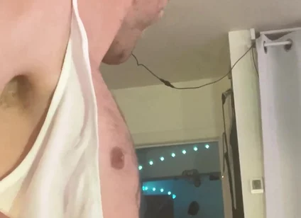 Muscle Worship Vid with Hulk Ending