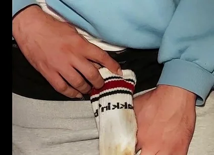 Dj Bro Is Addicted to Dirty Socks