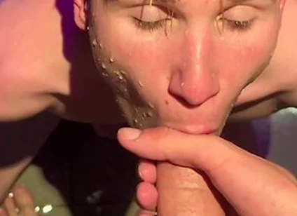 Stranger Twink Sucked Big Cock In Sauna