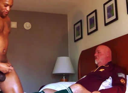 Coach Gives Massage - and Gets a Lot More!