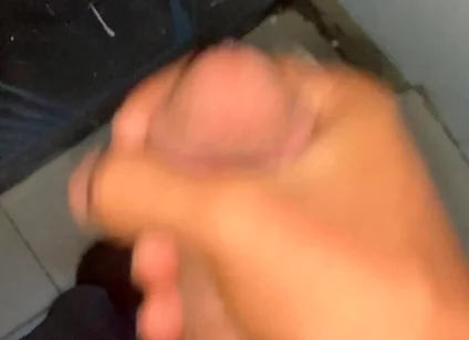 I Had to Jerk Cause I Feel Horny at Work