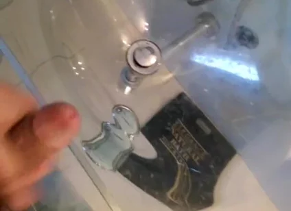Hot Guy Jerks off Moaning in the Mirror