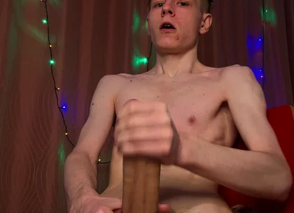 Quick Wank Ends in Huge Load Spill
