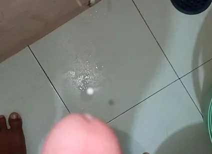 Solo Cock Cummshot Mastrubation in Bathroom