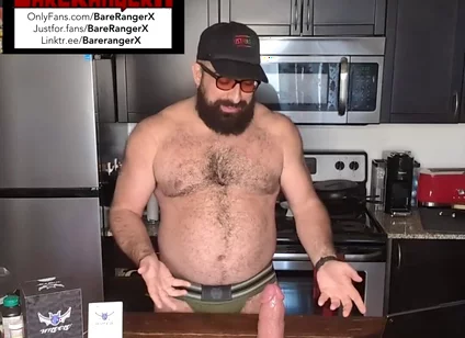 Review of Wildolo's Massive Dildo