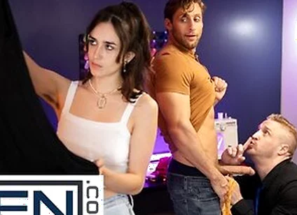 Men - Horny Tailor Mateo Tomas Measures Up Dom Kings Dick And Gives Him A Sneaky Blowjob