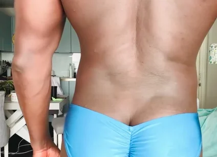 The Size of My Arse Means Stuff Like This Never Really Fits