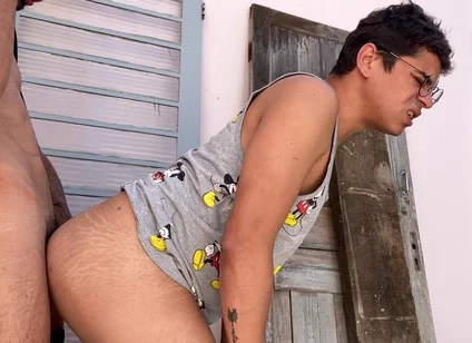 I Found Him on the Street and He Just Dropped My Pants and Fell with His Mouth on My Cock