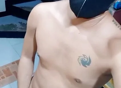 Sexy Pinoy Boy Wank His Hard Cock