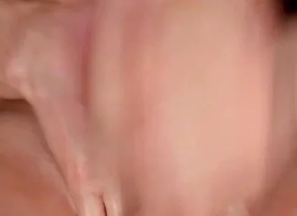 Santiago, a Hot, Muscular Guy, Has a Great Orgasm Thanks to His Huge White Cock