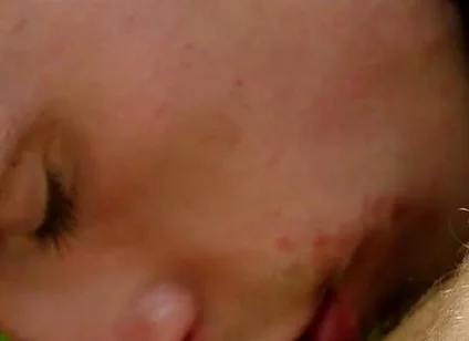 Bonus: Davey Receives 1,000 Kisses