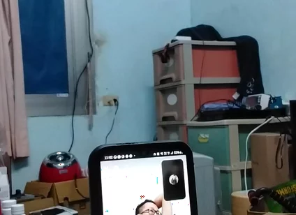 Random video calls shown to strangers