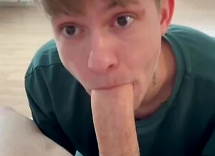 Twink Invited His Twink Friend With A Big Dick Over And Seduced Him Into Giving Him A Blowjob
