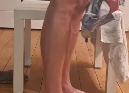 Hot Gay Twink Loves a Huge Fist in His Ass and Is Riding It