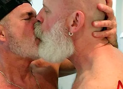 Bearded Hunk Got His Ass Licked And Stretched By Horny Dilf