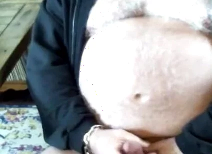 Beardaddychub Jerks on Cam