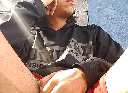 Tremendous Cock of This Big-headed Guy