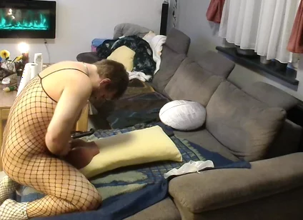 Fishnet Alex Creampies and Felches His Rubber Ass