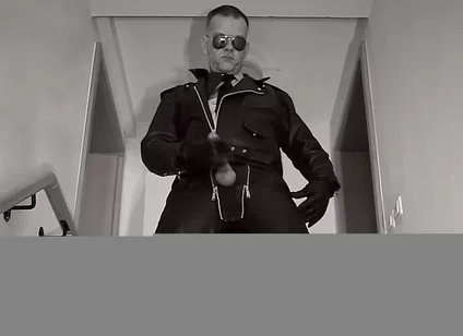 Leatherman 3 Cum Shots & Piss