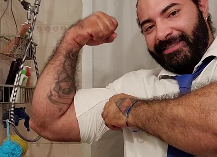 Sleeve Ripping