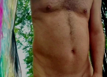 Picture Slideshow - Nude in Public