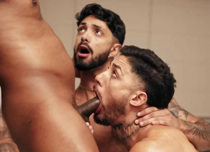 Markin Wolf And Di Carvalho In Hardcore Gay Fetish Threesome With And Black Mangeira