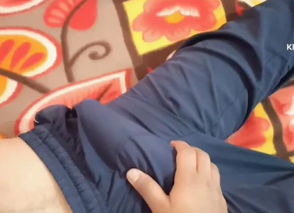 My Straight Friend Morning Wood Big Nonster Cock First Time I Give Him Handjob