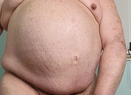 Big Man Jerks His Big Cock