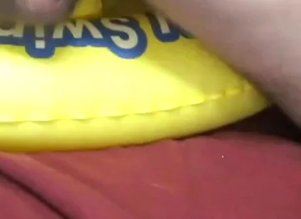 The yellow float