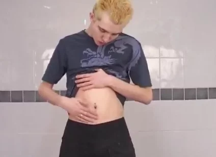 Luke In The Shower