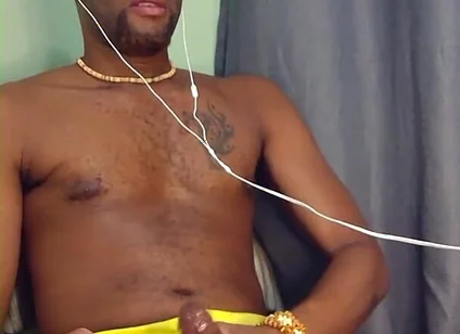 Kennie Jai Jerks off on Webcam in Sexy Shorts