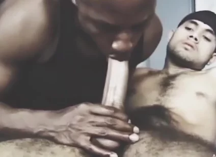 Masajista Se Pone Dirty Con Scarface Latin Bushy Lad