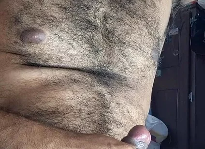 Hairy Giant Man Big Cumshow