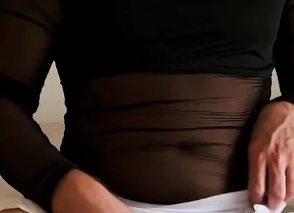 Wearing a Skirt and Thong on My Big Ass Masturbación