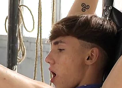 Master Explores His Subs Hole : Twinks Ass Wrecked