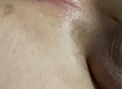 White Bussy