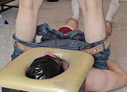 Desperate for My Sweaty Ass